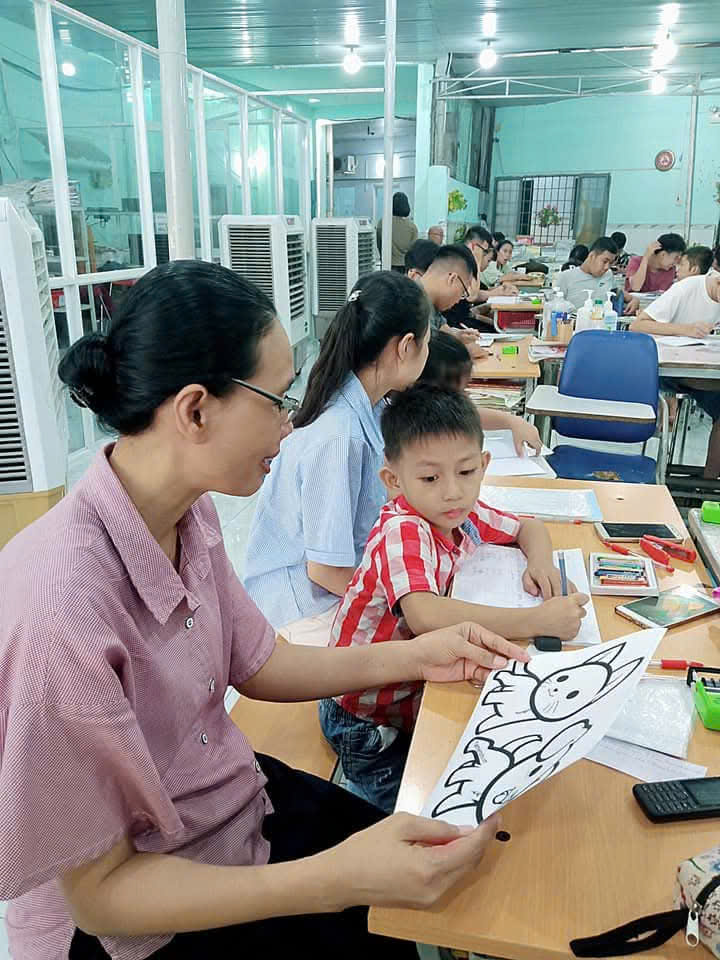 Hướng dẫn cá nhân hóa và tương tác phụ huynh